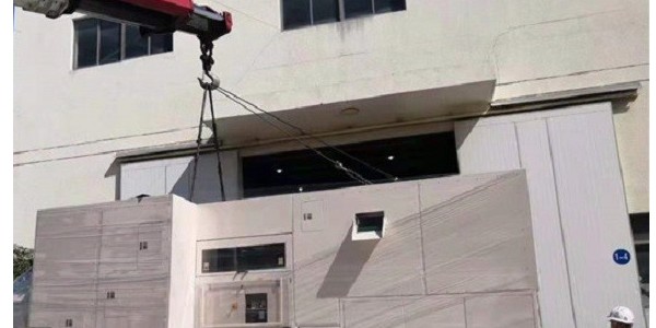 重型設(shè)備裝卸搬運(yùn)工作業(yè)安全常識(shí)| 上海屹星設(shè)備裝卸