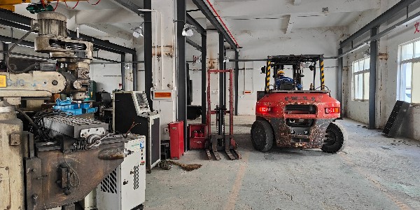 搬運設備的公司有幾種？有什么區別？