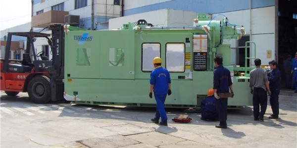 上海屹星設(shè)備搬運(yùn)：工廠搬遷價(jià)格越來越實(shí)惠啦